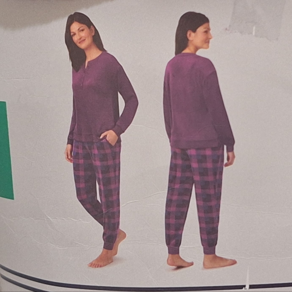 Nautica Women's Plaid and Solid Sleepwear Set - Purple and Pink - Picture 4 of 4